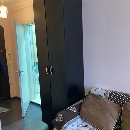 Ferienwohnung Dirsi Tbilisi Exterior foto